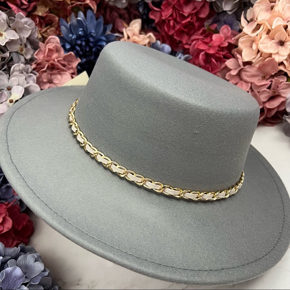 Wide Brim Stone Gray Felt Fedora with Gold Chain - Picture 3 of 9